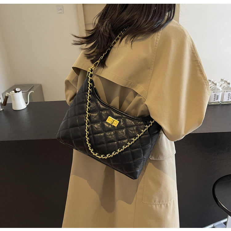Vintage Quilted Small Chanel Style Chain Tote Bag for Women 2025 New Commuter Versatile Underarm Bag Single Shoulder Crossbody Bag
