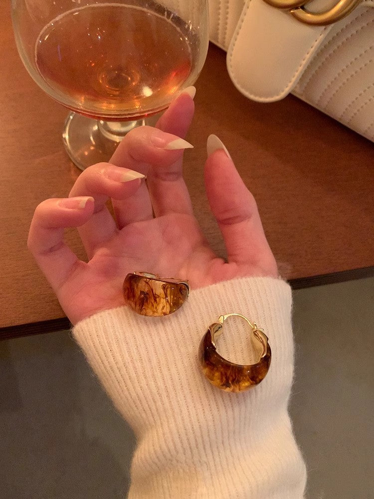 5bf34873-7cb5-4a53-ae27-8b7c1728613c