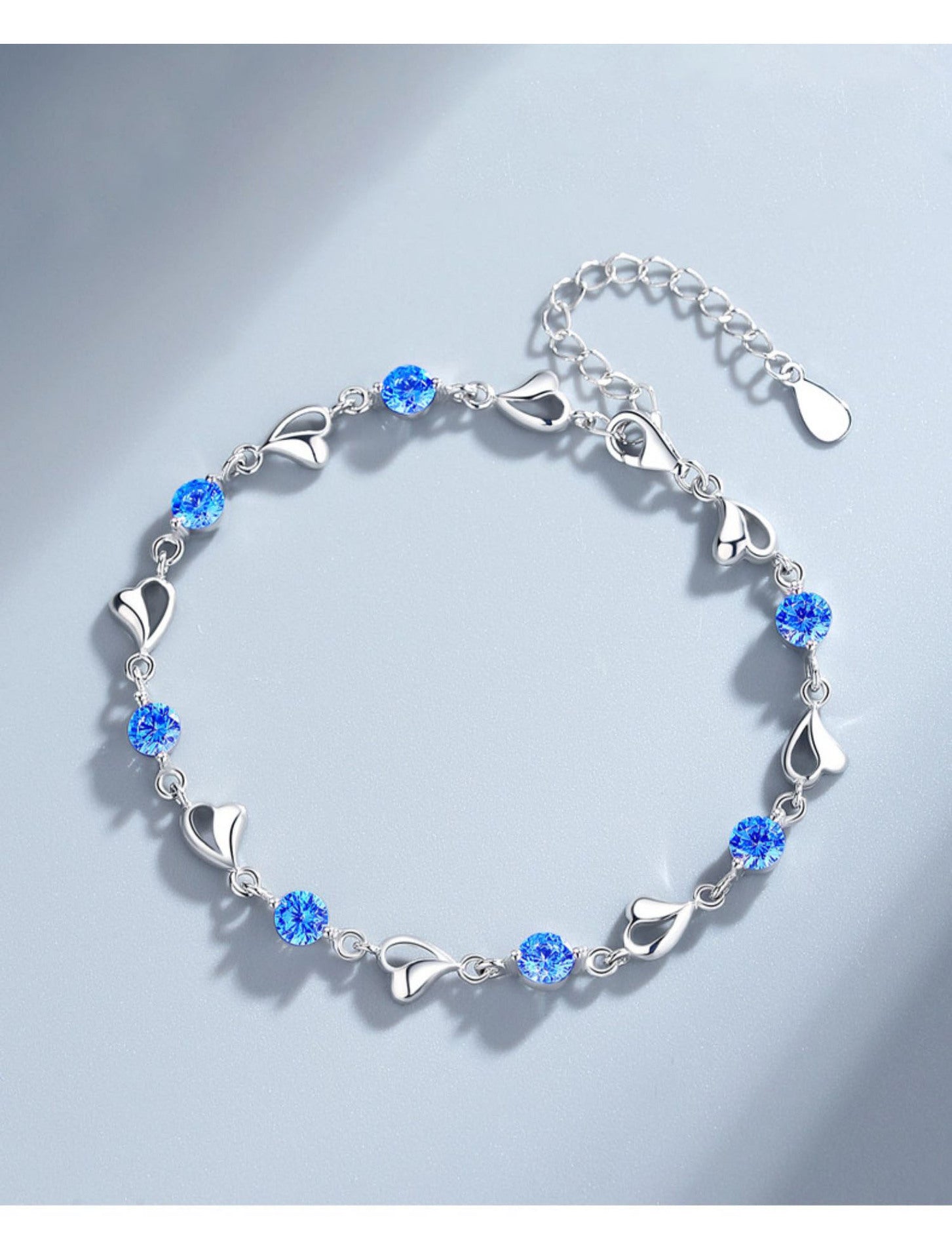 Ocean Heart Bracelet for Women, Light Luxury Niche Design, High-End Feel, Simple Sweet Temperament, Fresh Style, Gift for Best Friend