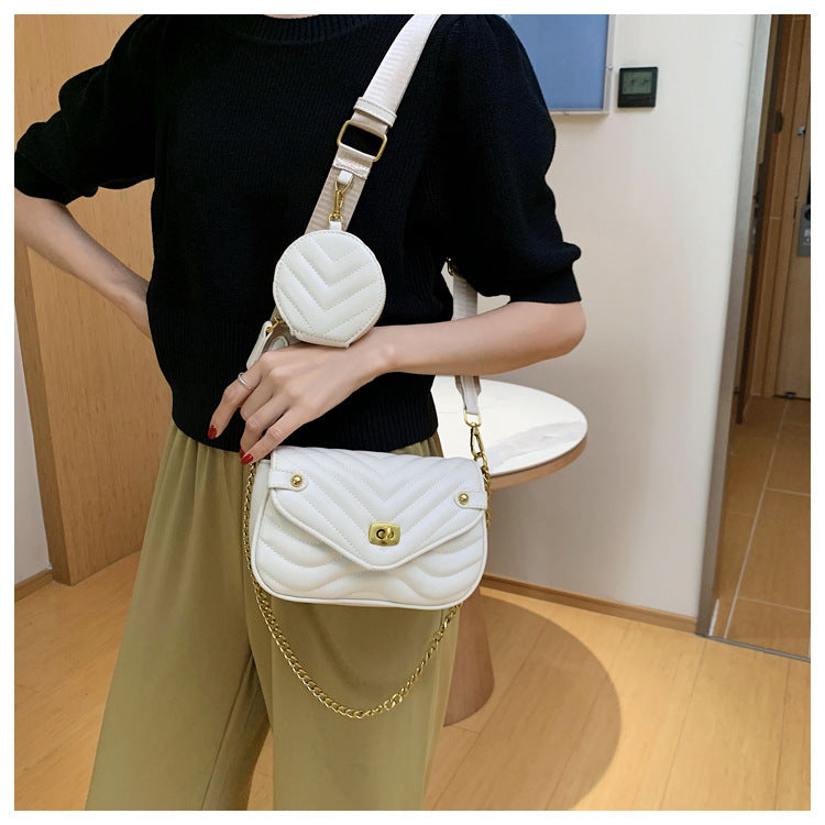 2022 New Women's Crossbody Bag Summer Shoulder Bag Trendy Small Niche Design Chain Embroidery Zipper Bag
