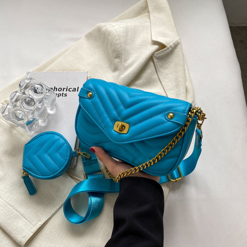 2022 New Women's Crossbody Bag Summer Shoulder Bag Trendy Small Niche Design Chain Embroidery Zipper Bag