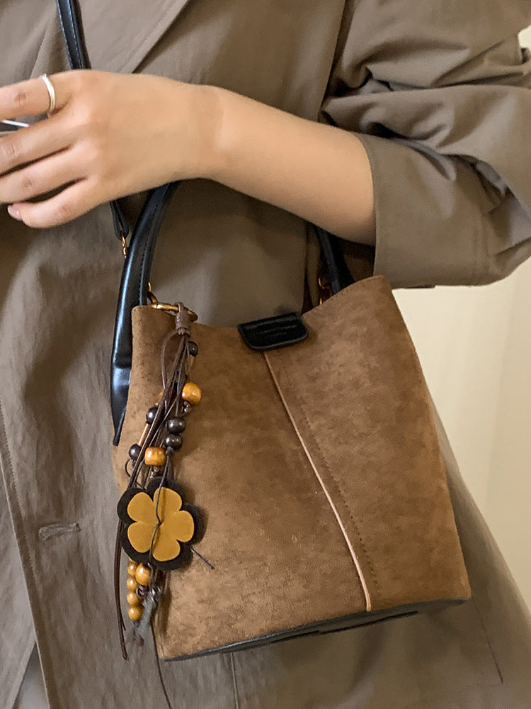 2025 Autumn Retro Suede Suede Bucket Bag High-Value Fashion Handheld Basket Bag Casual Single Shoulder Crossbody Bag