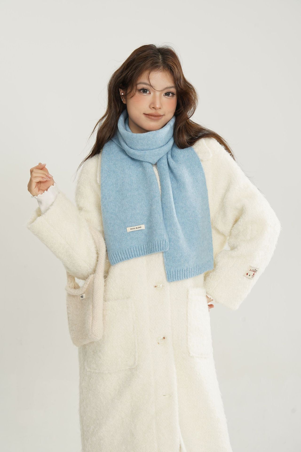 a6880c7d-f593-4417-9fef-35db5ca8031e