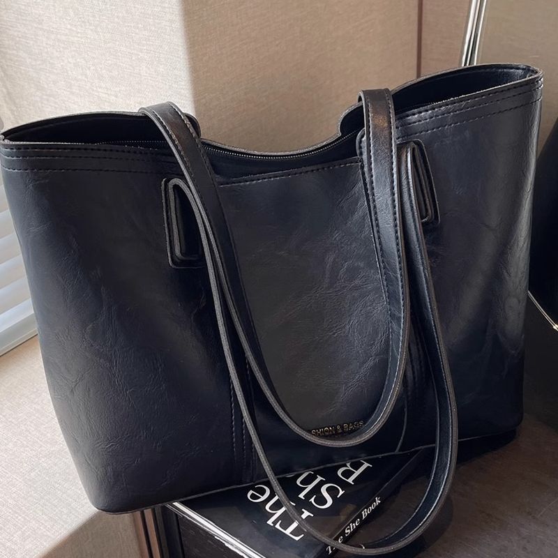 Large Capacity Women's Shoulder Bag 2025 New Fashion Commuting Trendy Handbag Large Bag Trendy Tote Bag