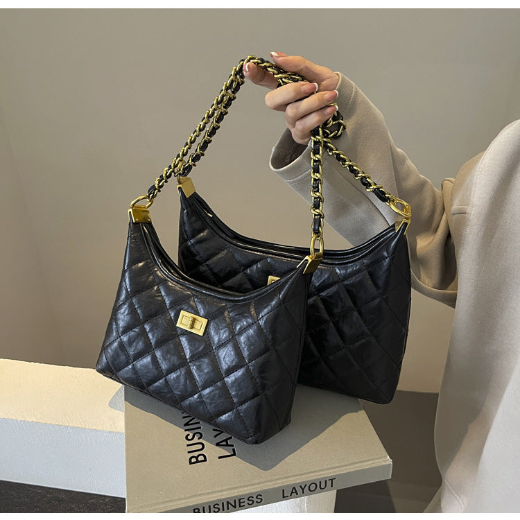 Vintage Quilted Small Chanel Style Chain Tote Bag for Women 2025 New Commuter Versatile Underarm Bag Single Shoulder Crossbody Bag