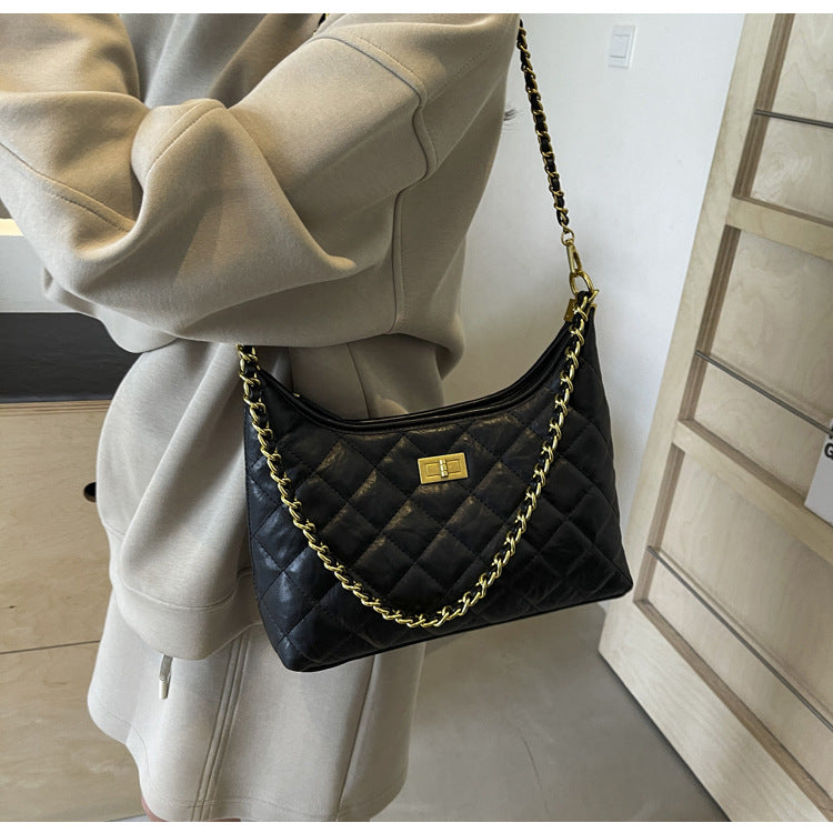 Vintage Quilted Small Chanel Style Chain Tote Bag for Women 2025 New Commuter Versatile Underarm Bag Single Shoulder Crossbody Bag