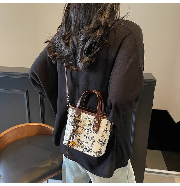 Super Popular Niche Embroidered Bag for Women 2025 New Fashion Versatile Crossbody Bag Color-Block Handbag Bucket Bag Small Tote Bag