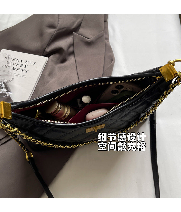 Vintage Quilted Small Chanel Style Chain Tote Bag for Women 2025 New Commuter Versatile Underarm Bag Single Shoulder Crossbody Bag