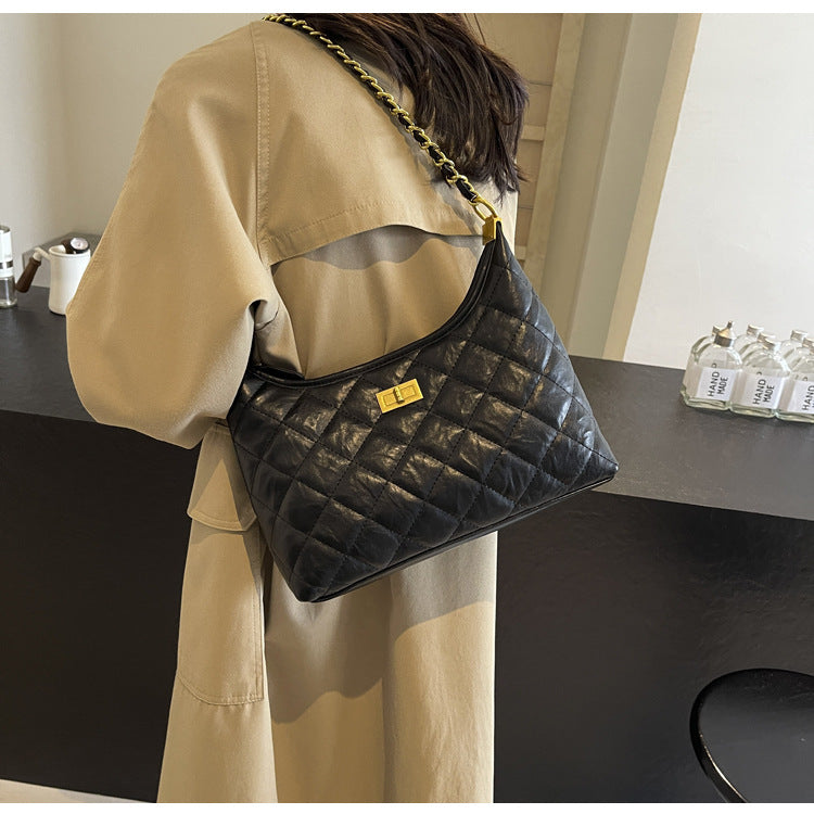 Vintage Quilted Small Chanel Style Chain Tote Bag for Women 2025 New Commuter Versatile Underarm Bag Single Shoulder Crossbody Bag