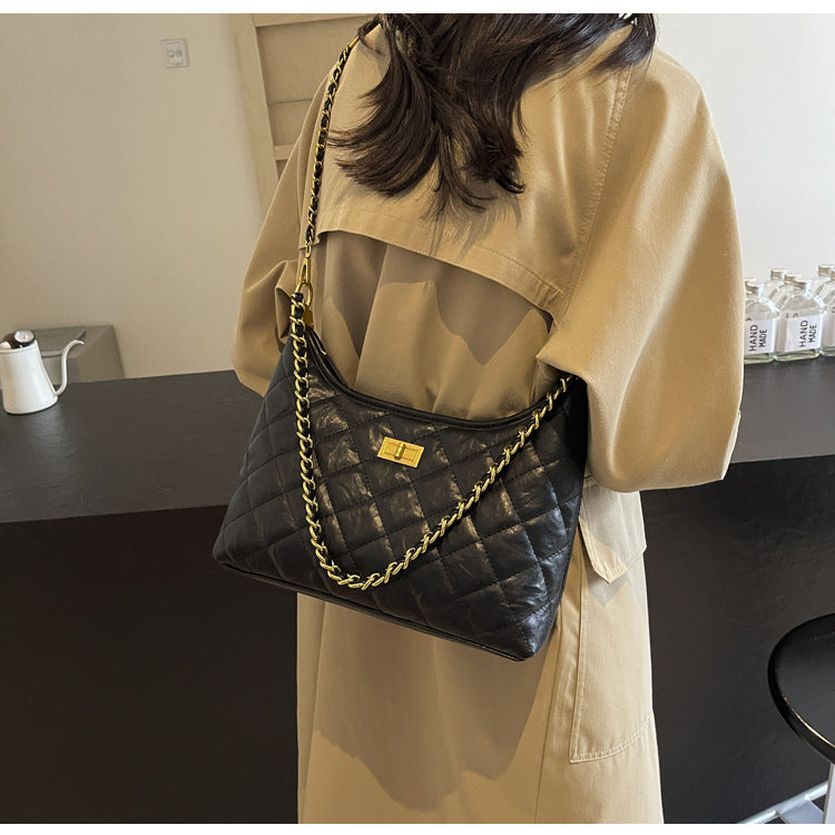 Vintage Quilted Small Chanel Style Chain Tote Bag for Women 2025 New Commuter Versatile Underarm Bag Single Shoulder Crossbody Bag