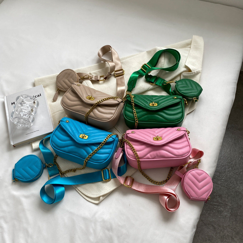 2022 New Women's Crossbody Bag Summer Shoulder Bag Trendy Small Niche Design Chain Embroidery Zipper Bag