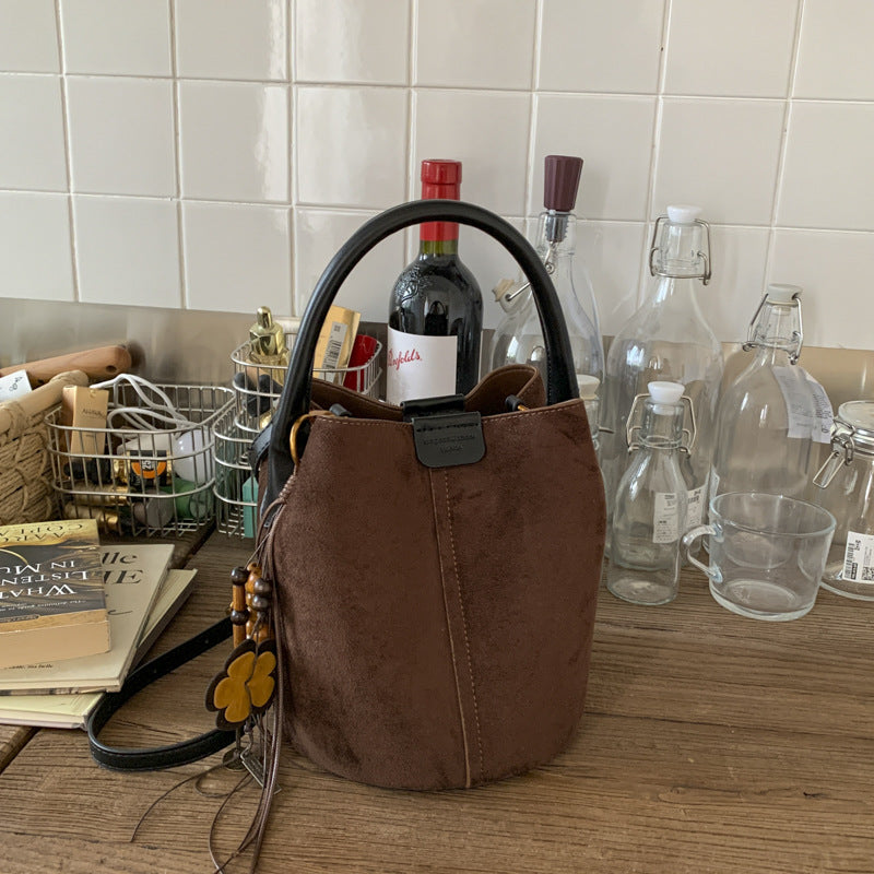 2025 Autumn Retro Suede Suede Bucket Bag High-Value Fashion Handheld Basket Bag Casual Single Shoulder Crossbody Bag