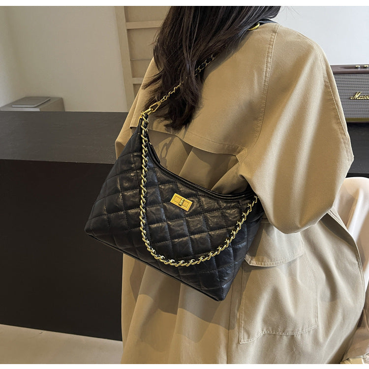 Vintage Quilted Small Chanel Style Chain Tote Bag for Women 2025 New Commuter Versatile Underarm Bag Single Shoulder Crossbody Bag