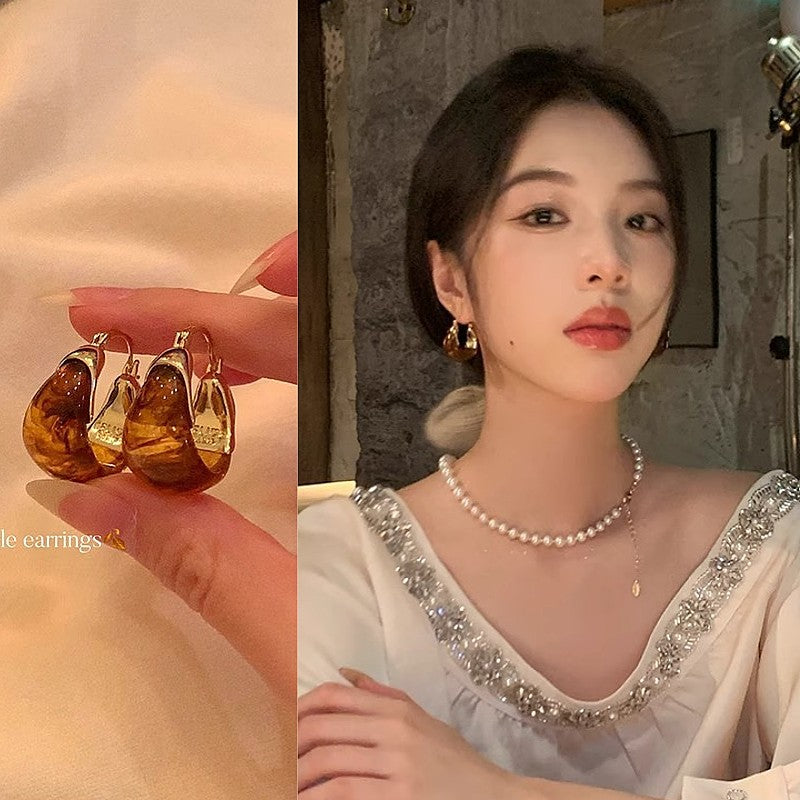 d1e5be7a-5993-4269-aa73-4fa8b6792619