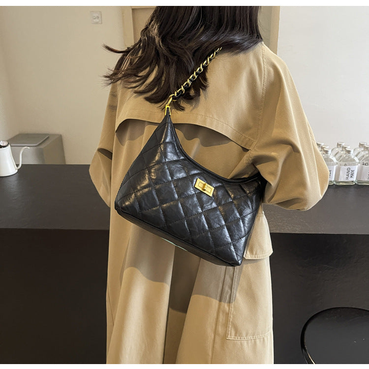 Vintage Quilted Small Chanel Style Chain Tote Bag for Women 2025 New Commuter Versatile Underarm Bag Single Shoulder Crossbody Bag