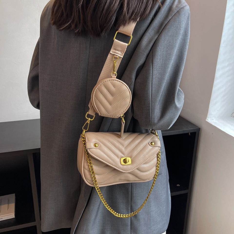 2022 New Women's Crossbody Bag Summer Shoulder Bag Trendy Small Niche Design Chain Embroidery Zipper Bag