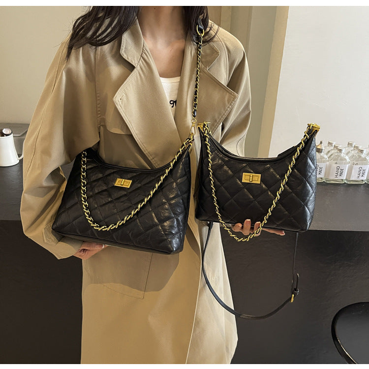 Vintage Quilted Small Chanel Style Chain Tote Bag for Women 2025 New Commuter Versatile Underarm Bag Single Shoulder Crossbody Bag