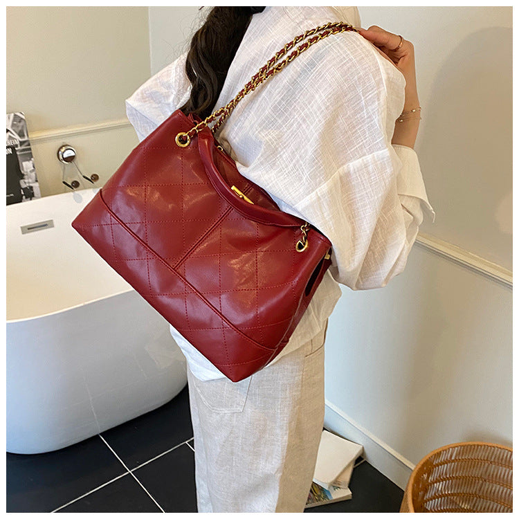 Commuting Large Capacity Bag for Women 2025 New Fashion Versatile Chain Shoulder Crossbody Bag High-end Handbag