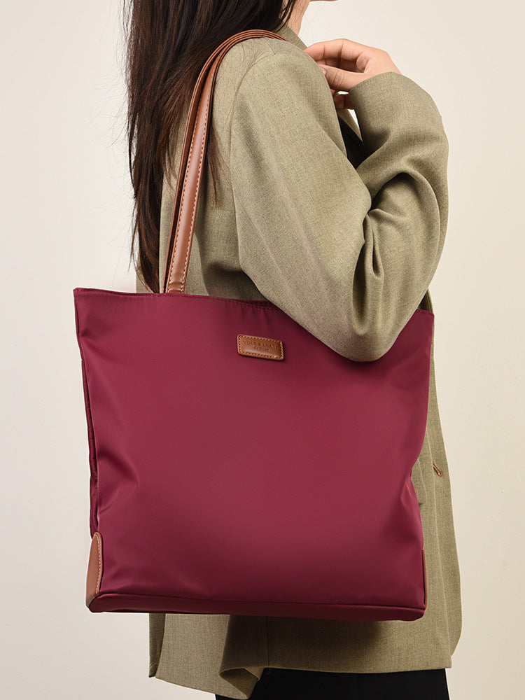 Simple Fashion Oxford Cloth Bag 2025 New Large Capacity High-End Tote Bag Casual Korean Style Women's Shoulder Bag