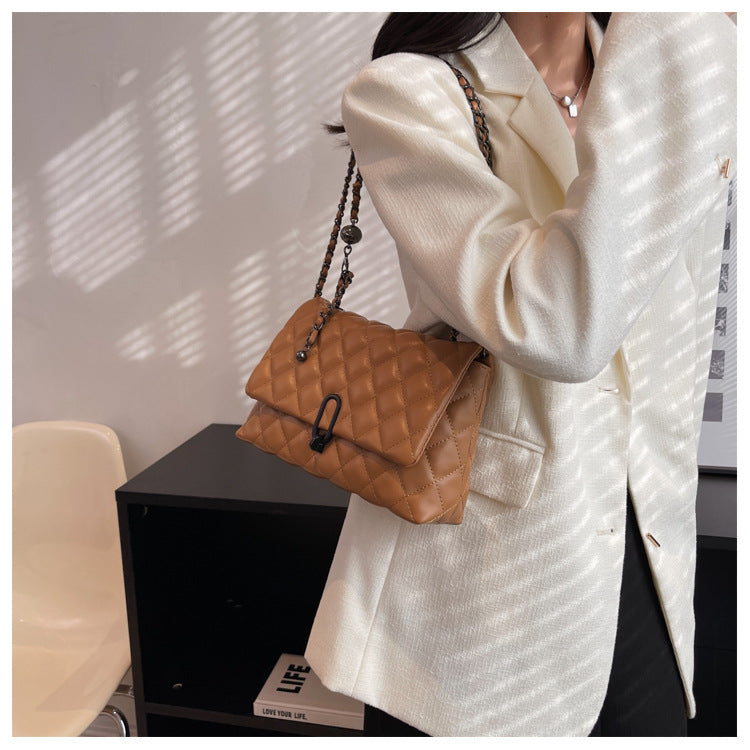 High-Quality Texture Bag for Women Autumn Winter 2025 New Trendy Fashion Quilted Chain Bag Niche Ladies Single Shoulder Crossbody Bag