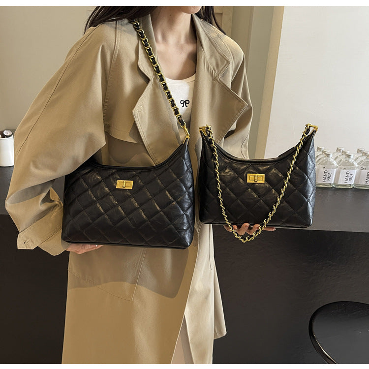 Vintage Quilted Small Chanel Style Chain Tote Bag for Women 2025 New Commuter Versatile Underarm Bag Single Shoulder Crossbody Bag