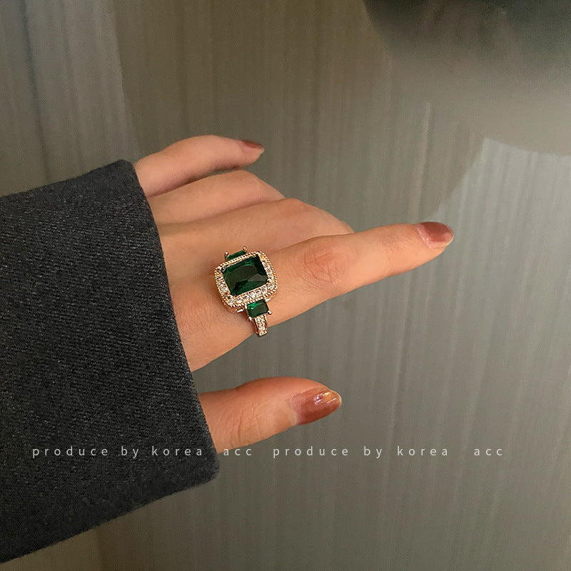 Real Gold Plated Emerald Inlaid Diamond Flower Bracelet Niche Light Luxury Versatile Bracelet Vintage Elegant High-end Jewelry