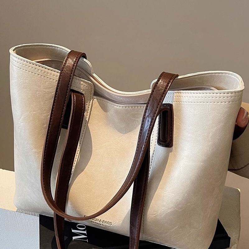 Large Capacity Women's Shoulder Bag 2025 New Fashion Commuting Trendy Handbag Large Bag Trendy Tote Bag